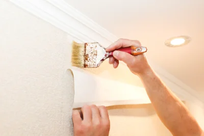 Pose de papier peint à Aboën — revêtements muraux et toiles de verre